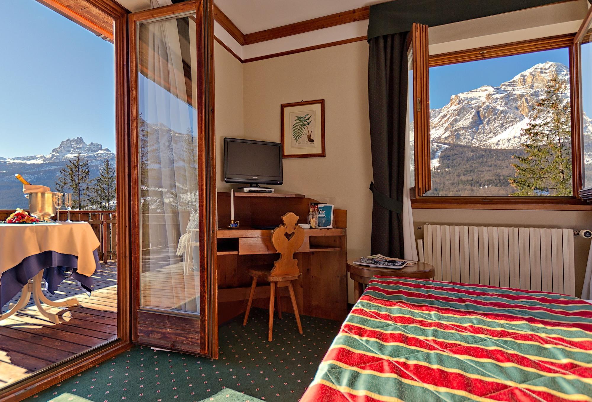 Boutique Hotel Villa Blu Cortina D'Ampezzo Luaran gambar