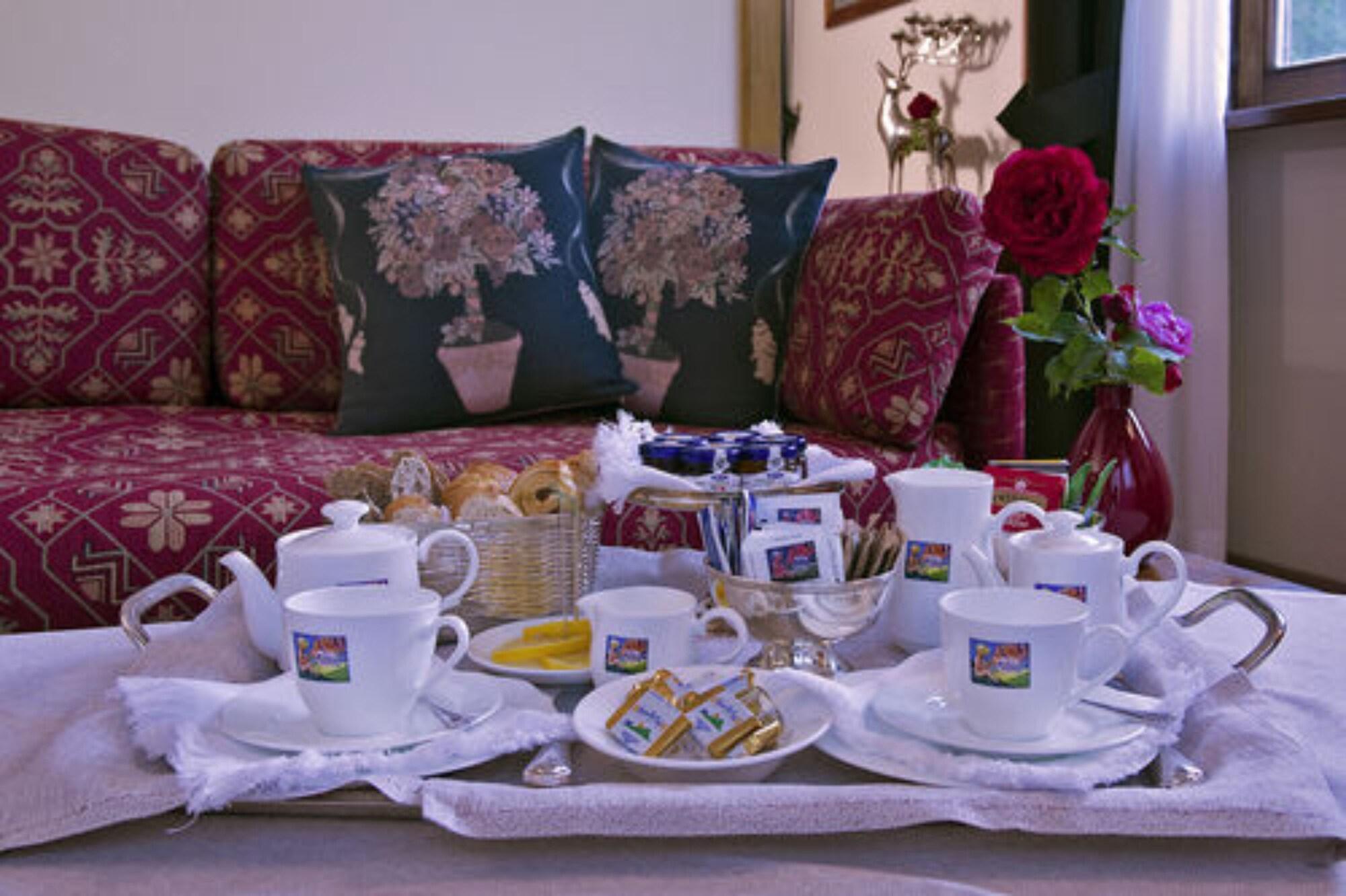 Boutique Hotel Villa Blu Cortina D'Ampezzo Luaran gambar